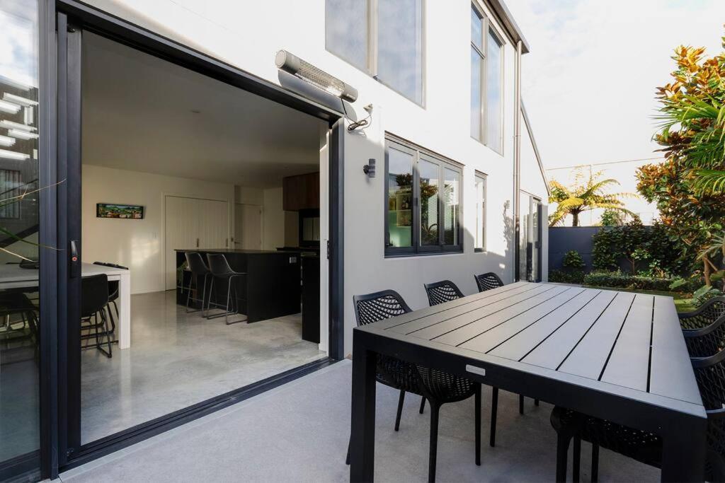 The Buller Retreat * New Plymouth